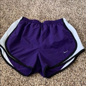 Nike athletic shorts size small